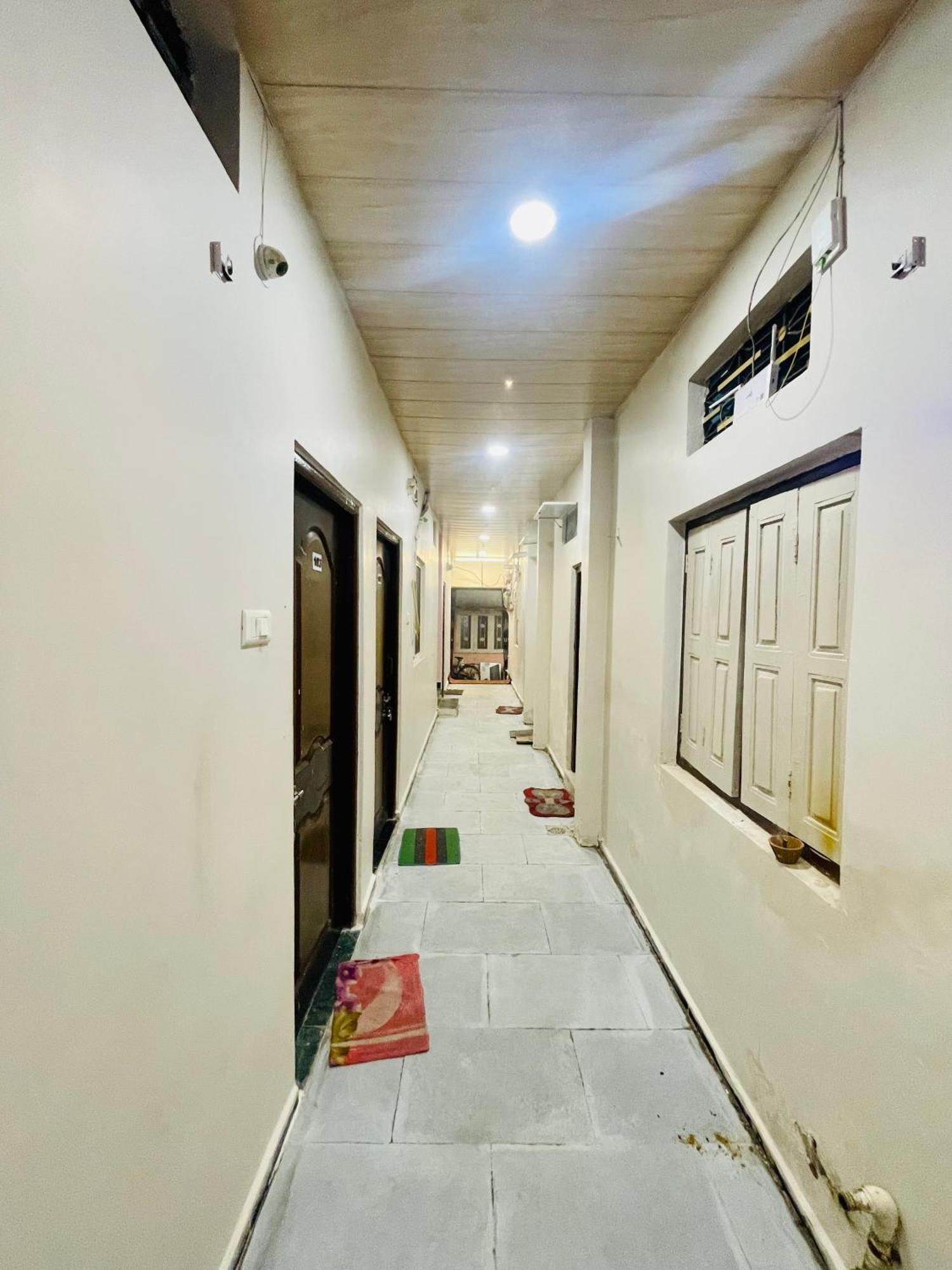 Satguru Guest House Ujjain Luaran gambar